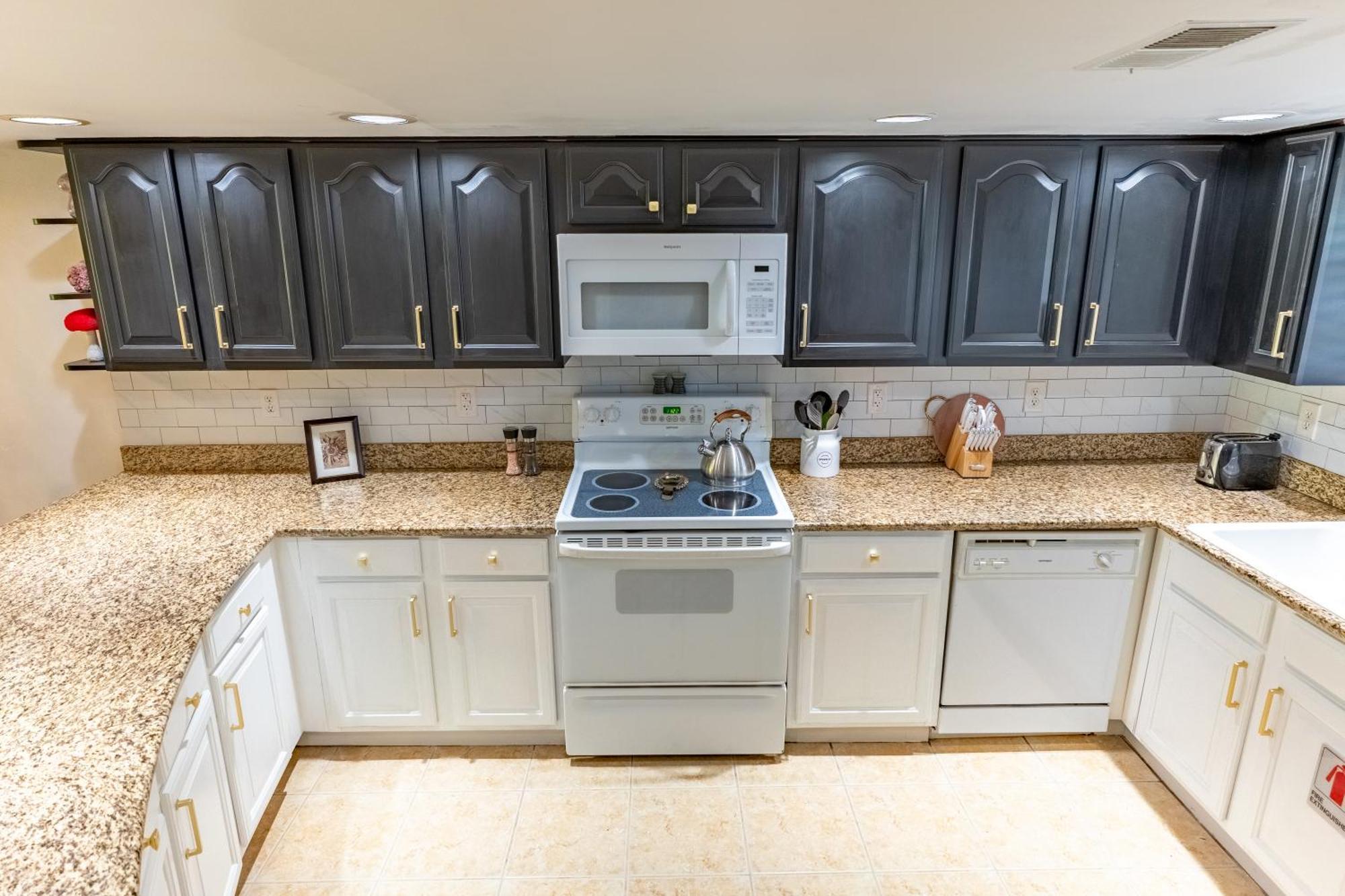 Luxurious Condo, Pool, Fireplace, Hiking Gatlinburg Bagian luar foto